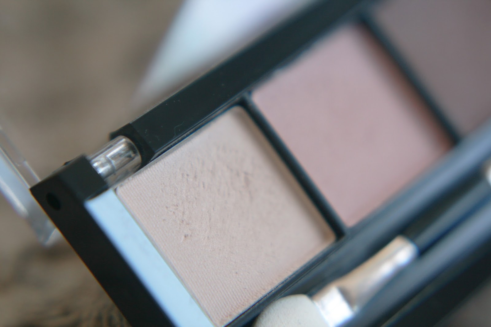 Жидкие тени luxvisage metal hype 1. Масло для губ luxvisage beauty elixir. Т. Люкс визаж палетка теней. Luxvisage масло для губ т.