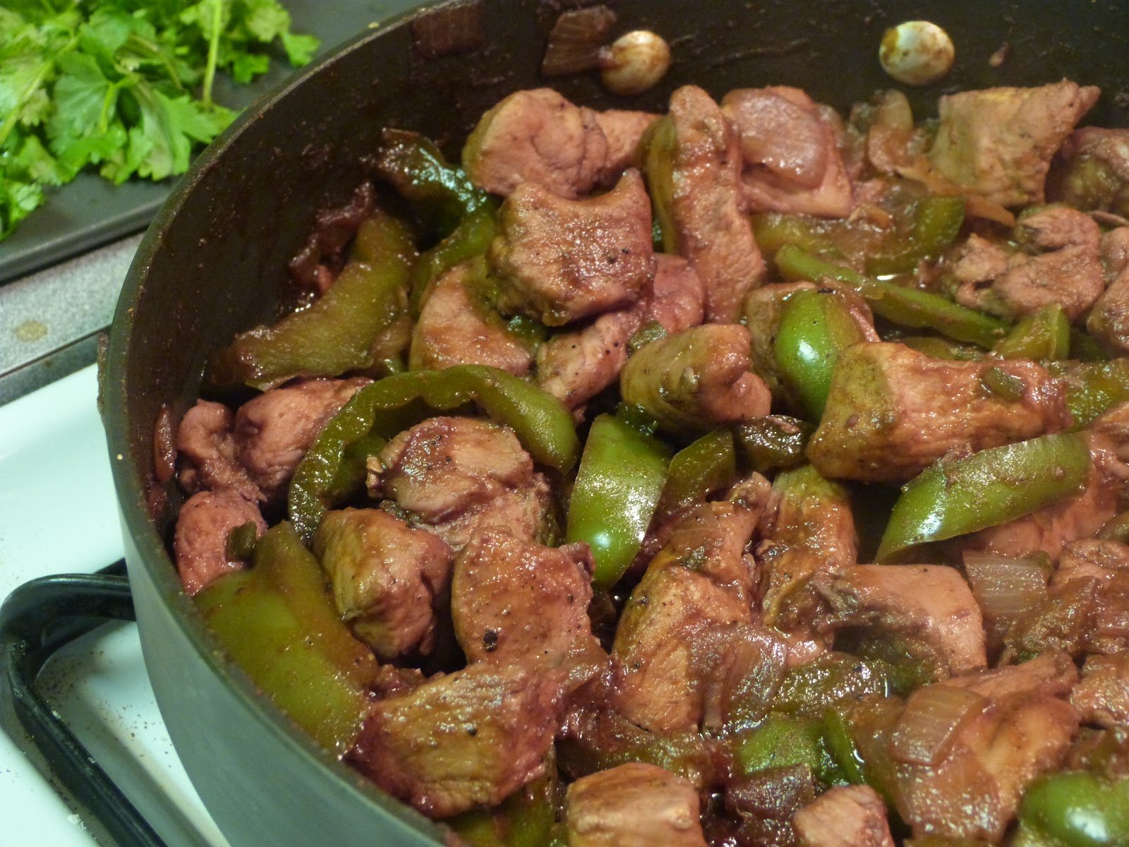 I Like to Cook. Sorry if You Don't. Red Wine Chicken Fajitas with Cilantro & Avocado