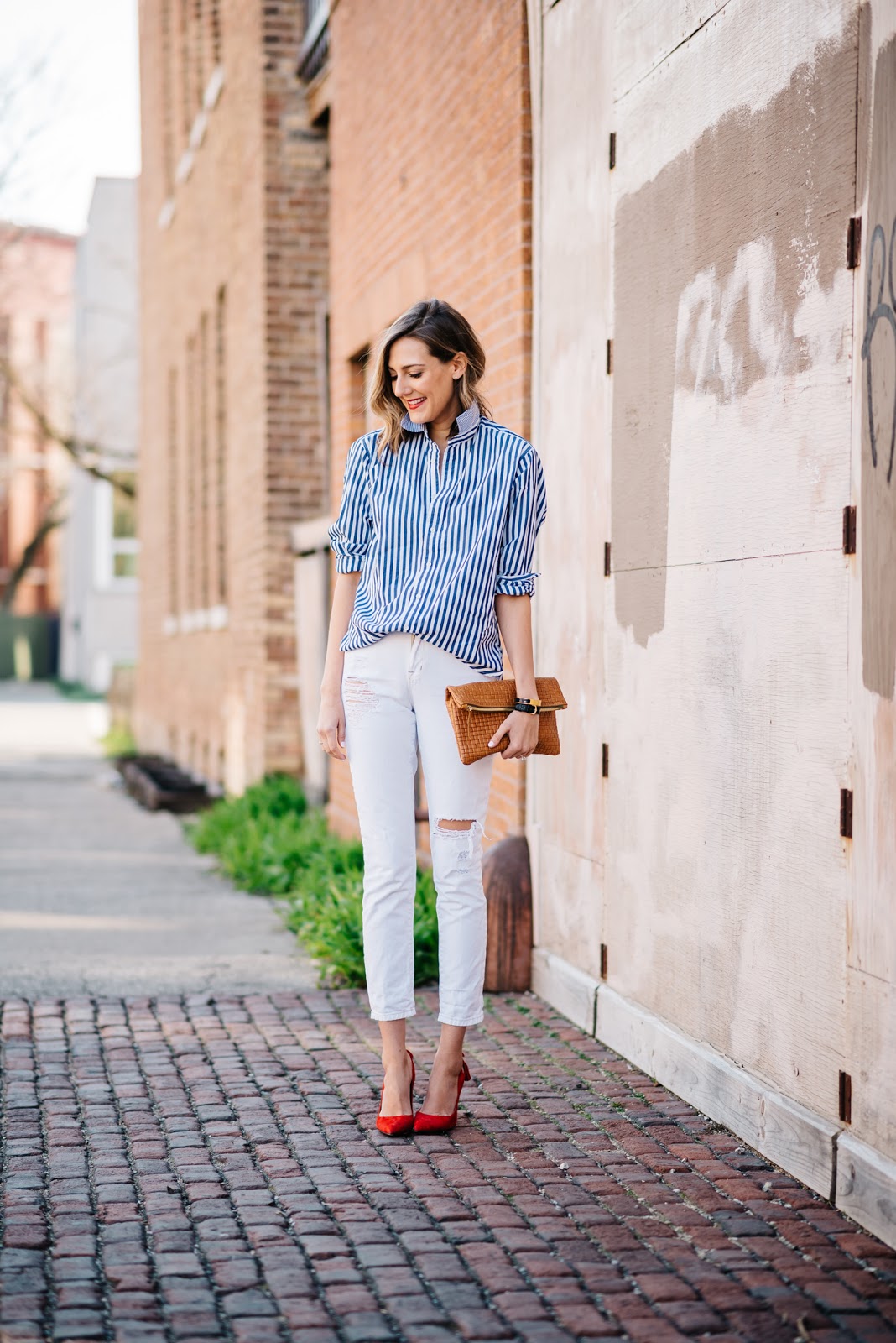 How To Wear A Boyfriend Shirt (See Jane Wear) See Jane.