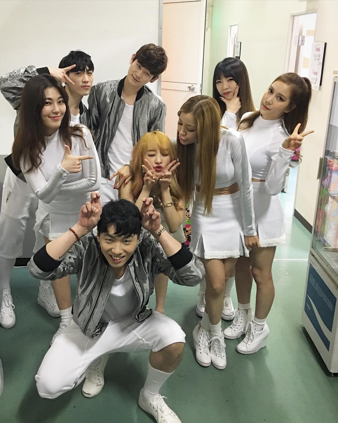 니콜 일본 단콘에서 깜짝 이벤트해 준 한승연 | 인스티즈