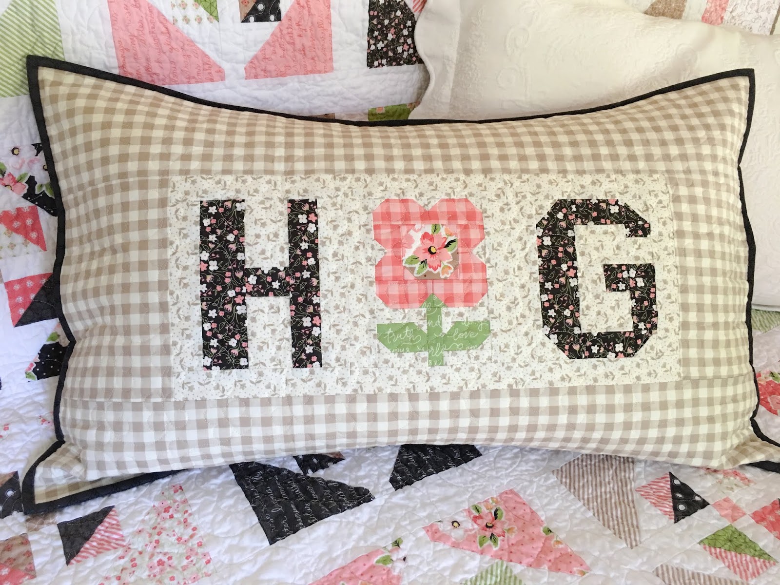 Carried Away Quilting Spelling Bee Sew Along a finished pillow