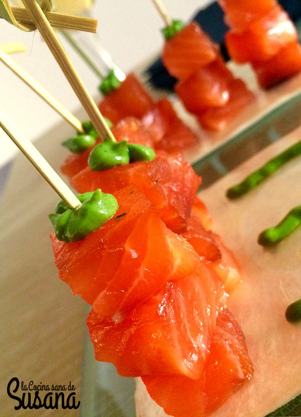 Aperitivo saludable de salmón marinado o cómo hacer un falso salmón ahumado