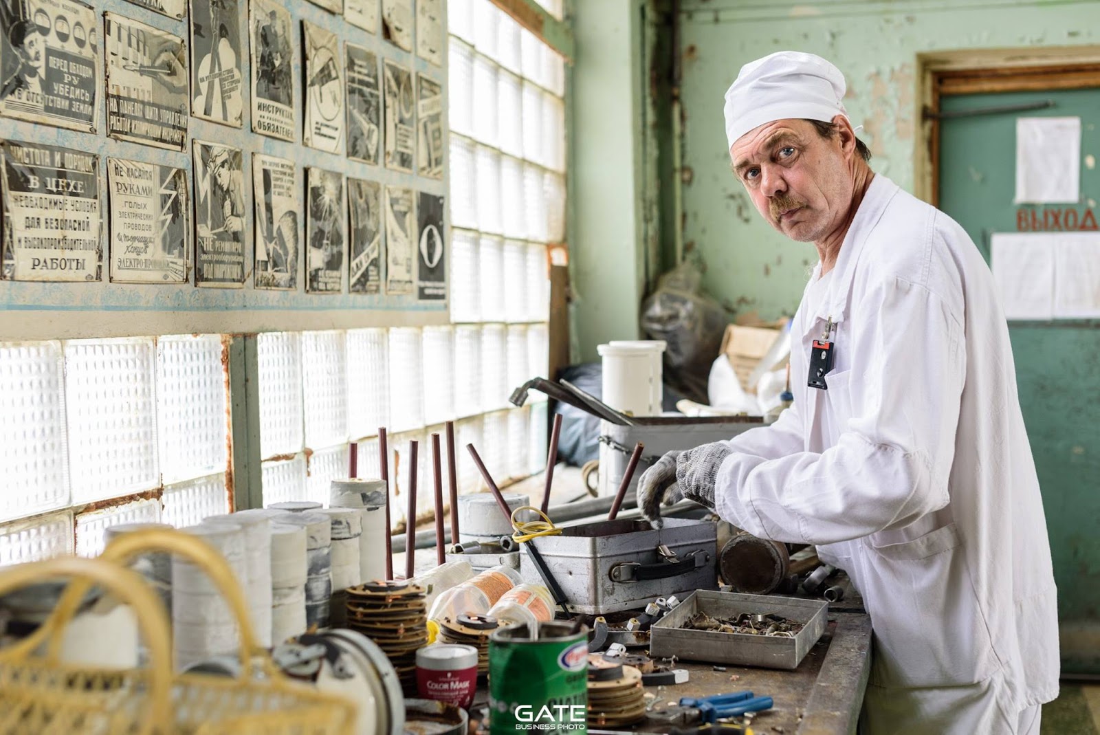 ссср аэс 1986. инженер на атомной станции чернобыль. бщу 4 чаэс 1986. александр акимов чаэс. работники чаэс чернобыль.