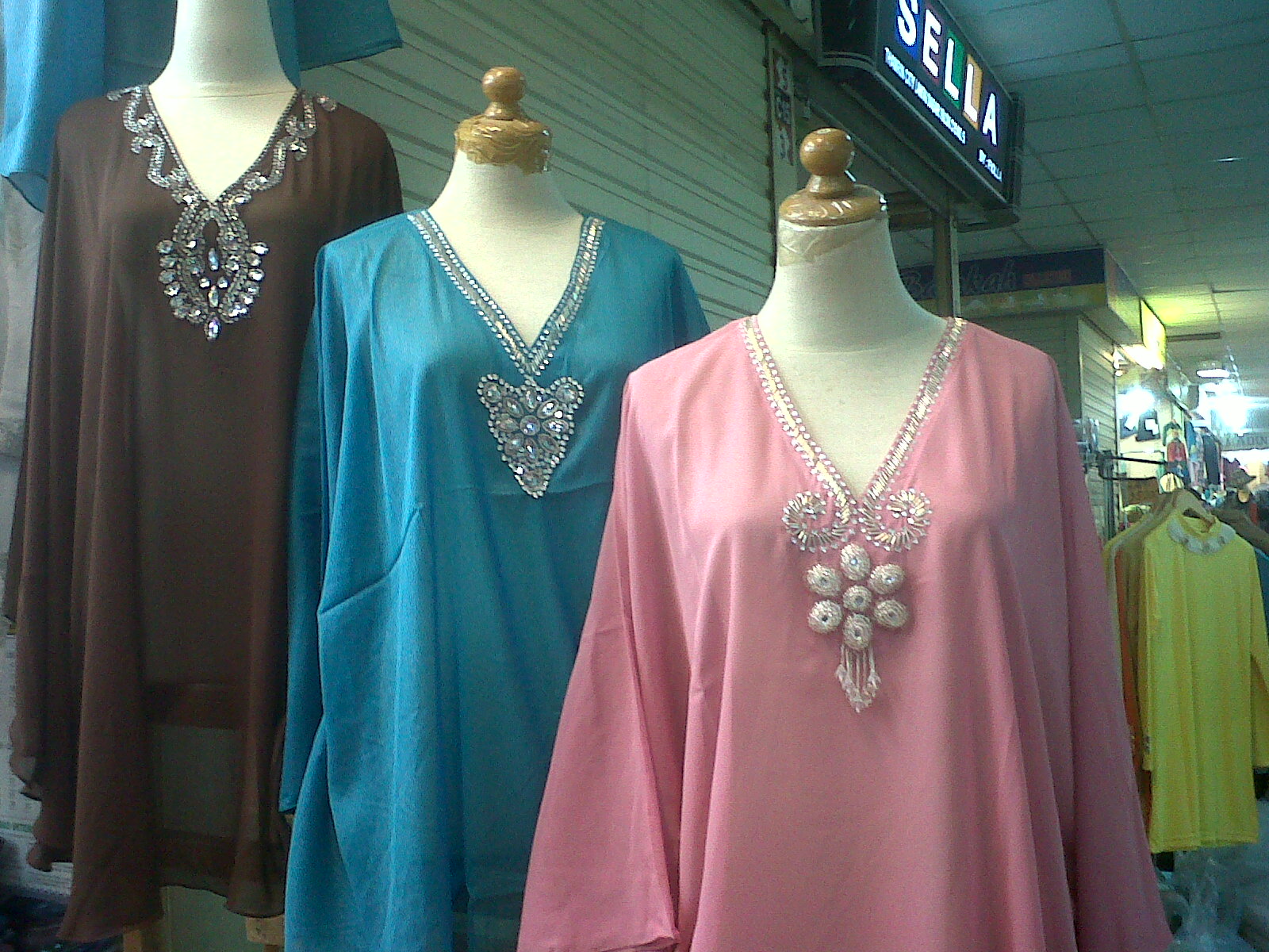 baju ibu pengantin tunik