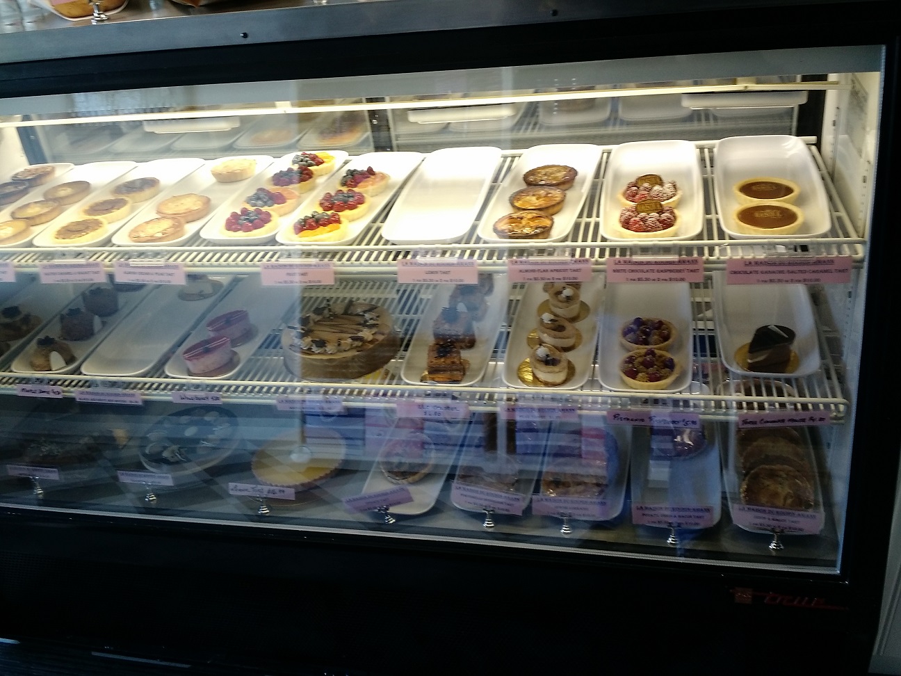 Fongpay's Universe French Bakery