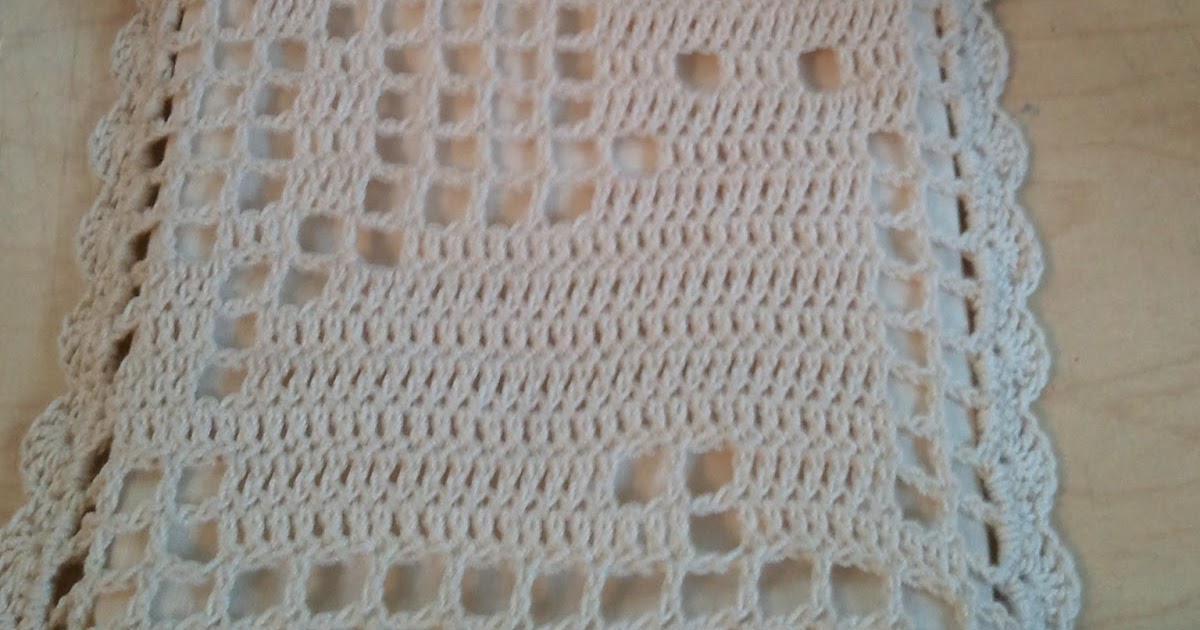 Crafting with Fifi: Little Filet Crochet Bag/Pouch