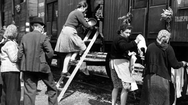 Sudeten Germans expelled Czechoslovakia 1945