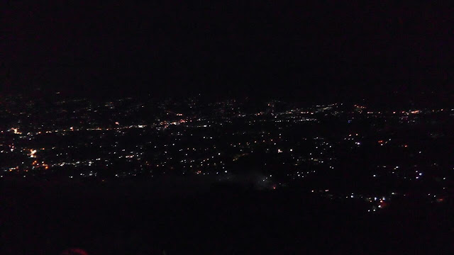 Malam Hari Di Bukit Alesano Malam Hari Di Bukit Alesano