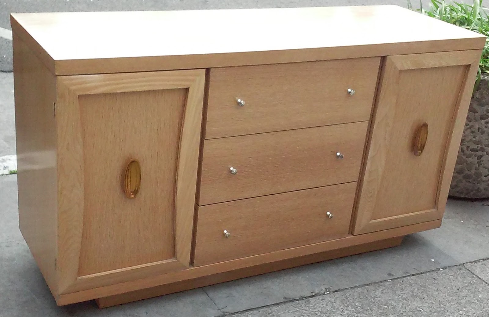 UHURU FURNITURE & COLLECTIBLES SOLD 12610 Redlicks Mid Century Limed