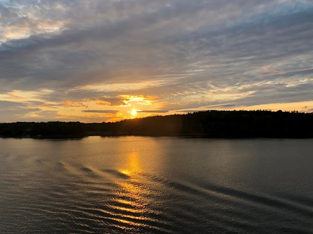 Ferry de Estocolmo para Tallinn