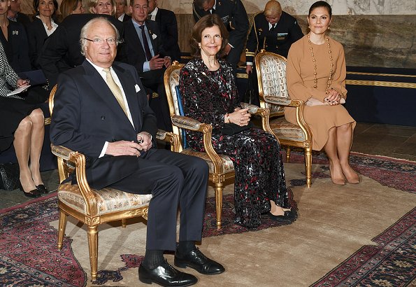 Crown Princess Victoria wore Gianvito Rossi Gianvito Leather Point Toe Pumps. King Carl Gustaf and Queen Silvia attend anniversary concert