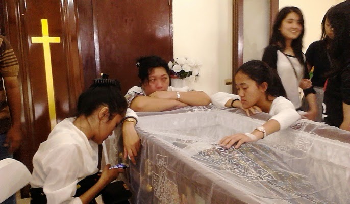 Tewas Kesetrum, Keluarga Laurens Komplain PLN