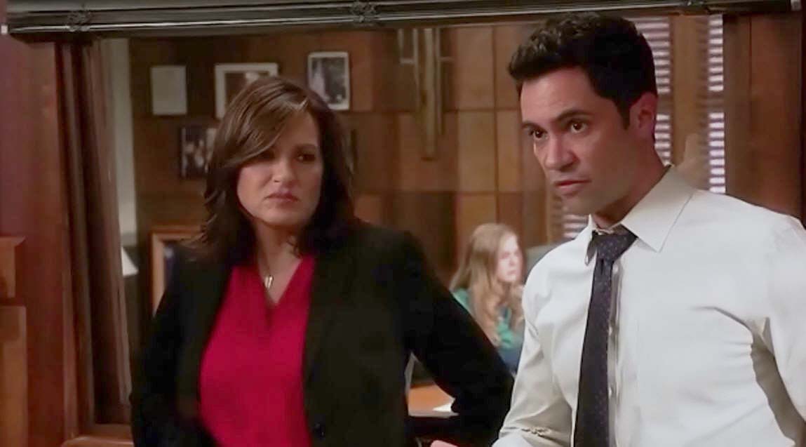 Фигурка константин. Наталья бантеева битва экстрасенсов 9 сезон. Order agent. Order agent. John pankow.