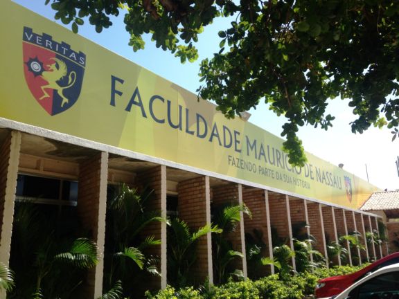 Resultado de imagem para Faculdade Maurício de Nassau