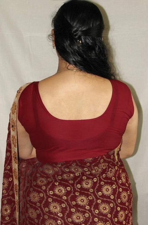 My Desi AUNTIES Hot Aunty Round Back Side.