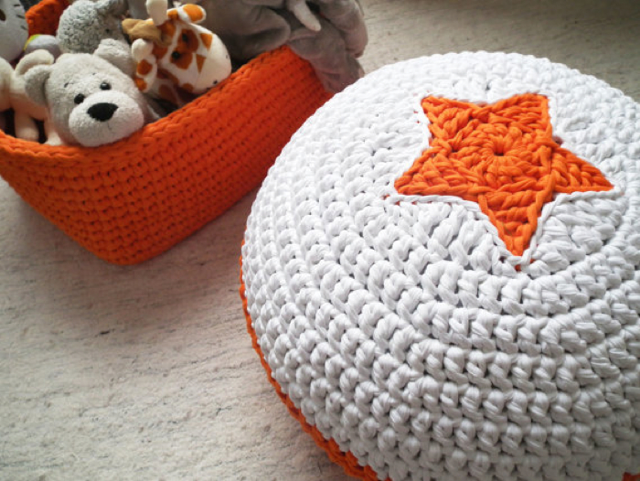 Pouf Crochet  with star
