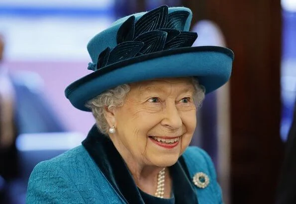 Queen Elizabeth opened the new headquarters of the Royal Philatelic Society, located at Abchurch Lane in London