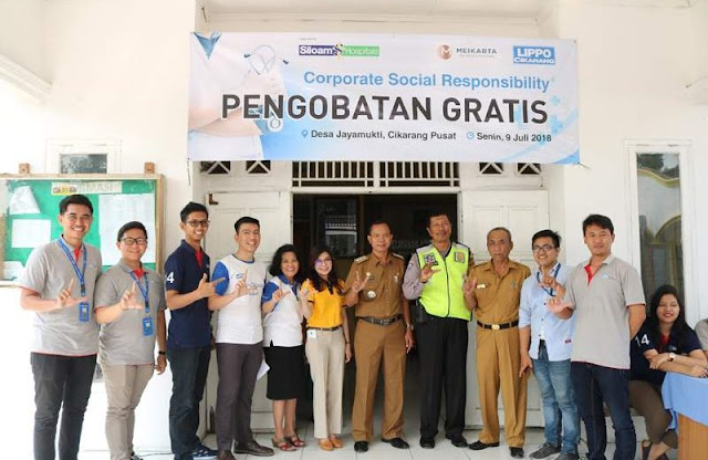 Lippo Cikarang dan Siloam Hospital Melakukan Pengobatan Gratis Lippo Cikarang dan Siloam Hospital Melakukan Pengobatan Gratis
