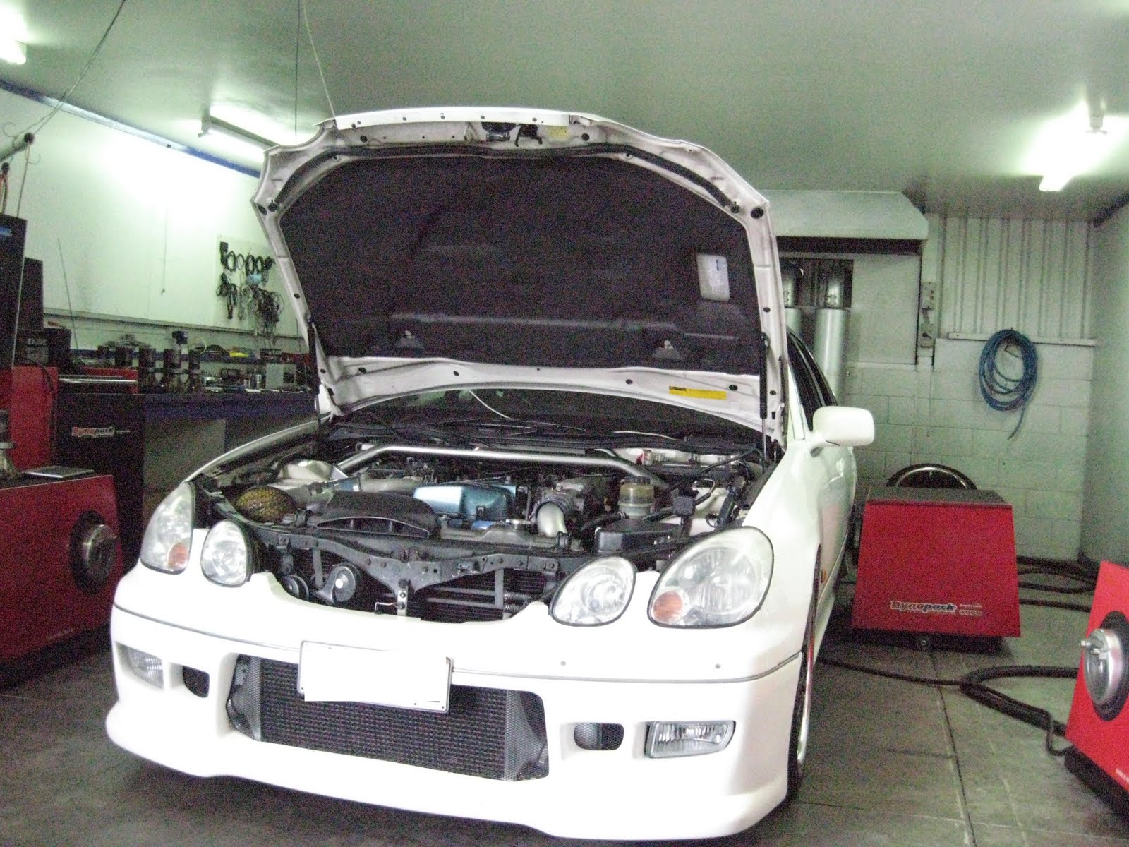 Toyota aristo багажник