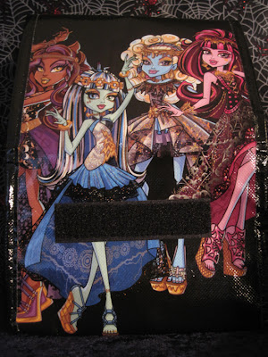 The Monster High: 13 Wishes lunch bag sold exclusively with the Walmart gift set. (back)