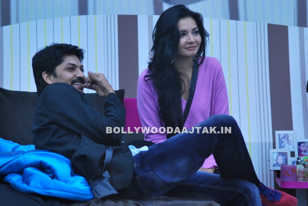 Shonali Nagrani 1 - Shonali Nagrani with boyfriend Shiraz Inside Bigg Boss house pictures