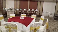 Buffet arrangements with sitting set up Hotels Banquets
