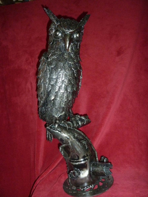 05-Small-Animal-Sculpture-Owl-Giganten-Aus-Stahl