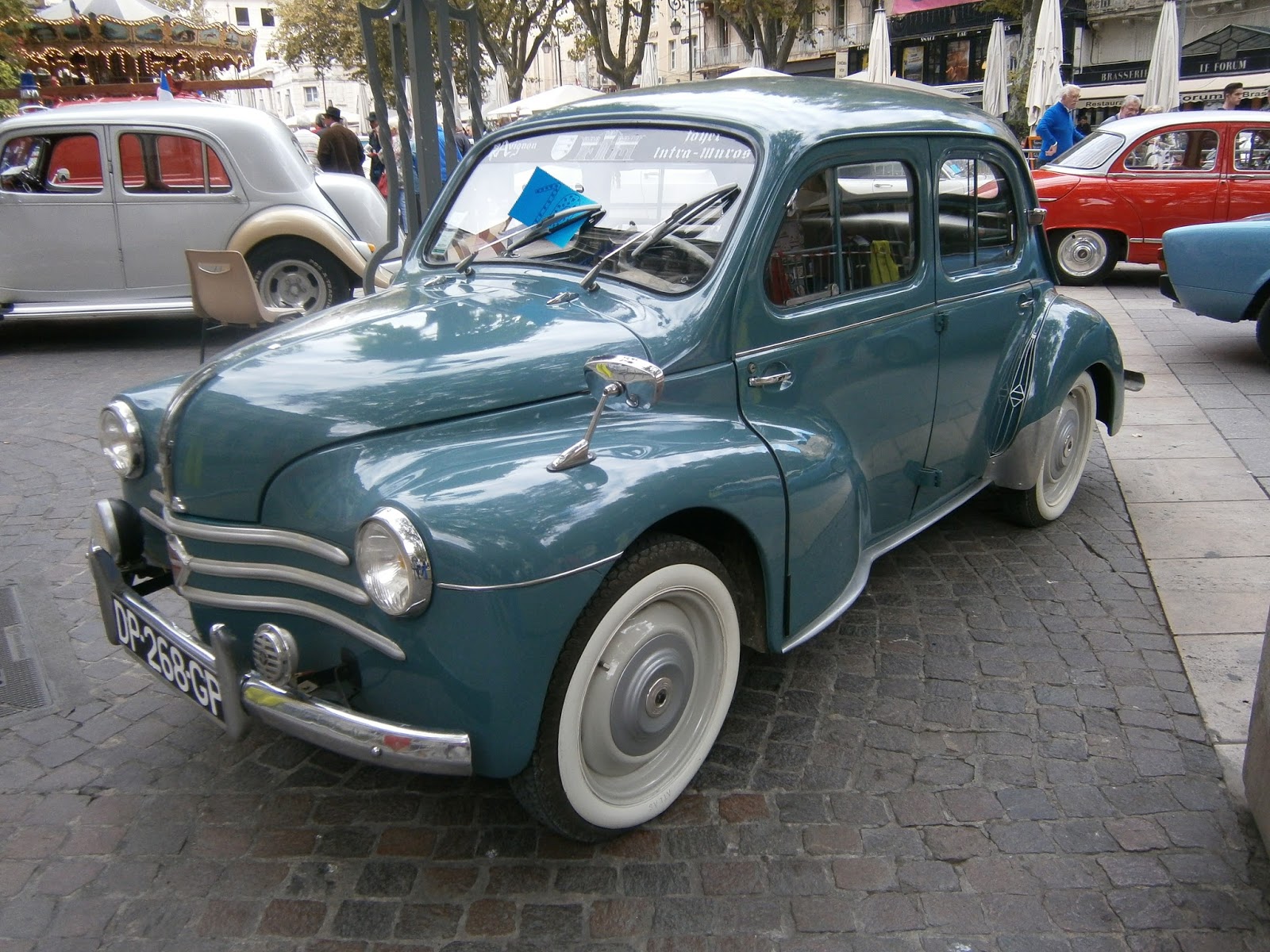 BeyondThePale Old French Cars