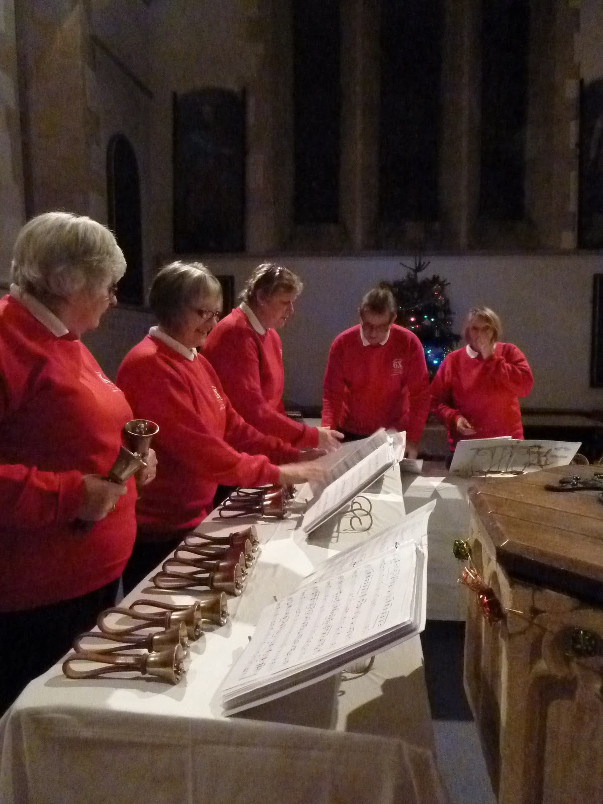 Devizes Days in Words and Pictures 2015: Handbell Ringing in Studley ...