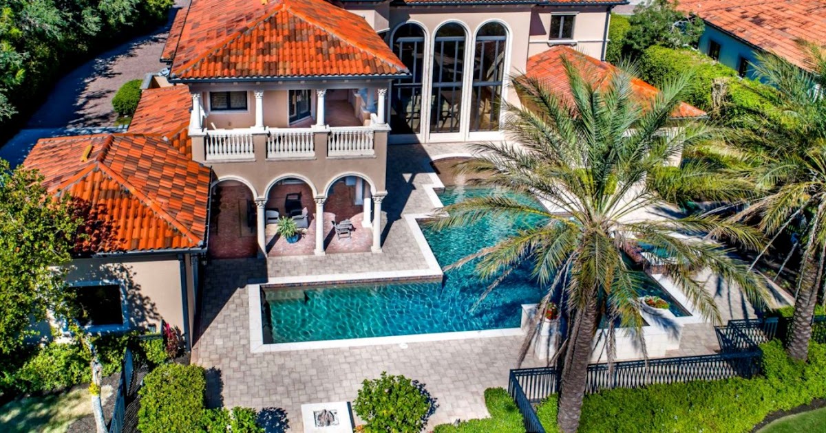 Judge Judy Connecticut Home - apple-red-cinnamon