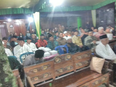 BATITUUD KORAMIL 16/ MIRI HADIRI PENGAJIAN AKBAR DALAM RANGKA TASYAKURAN KEPALA DESA TERPILIH