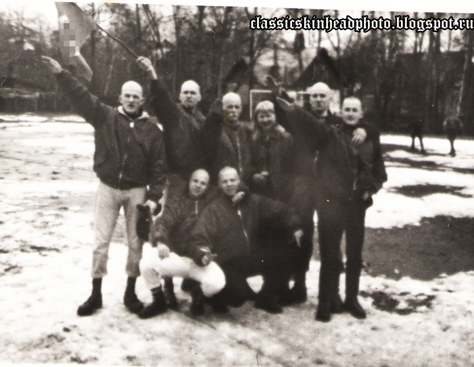 Арматурой забили скинхеды что это