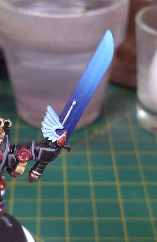 How to Lose at 40k Painting Power Weapons Quickly, a How to