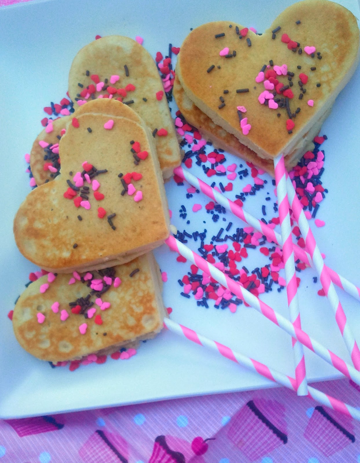 chica chocolatina True AmorHeart Shaped Pancakes