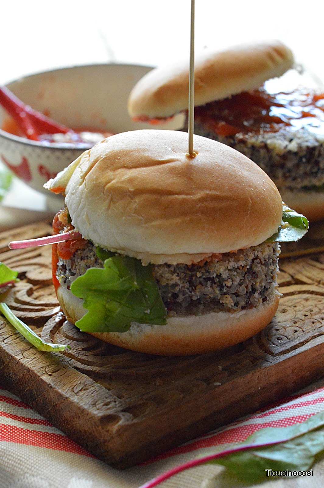 BURGER VEGETARIANI DI QUINOA