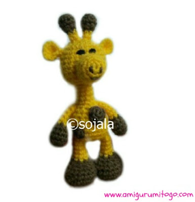 yellow crochet giraffe