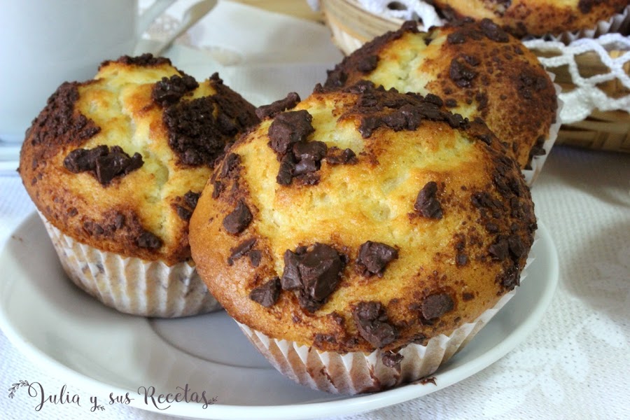 Magdalenas de leche condensada y chocolate. Julia y sus recetas