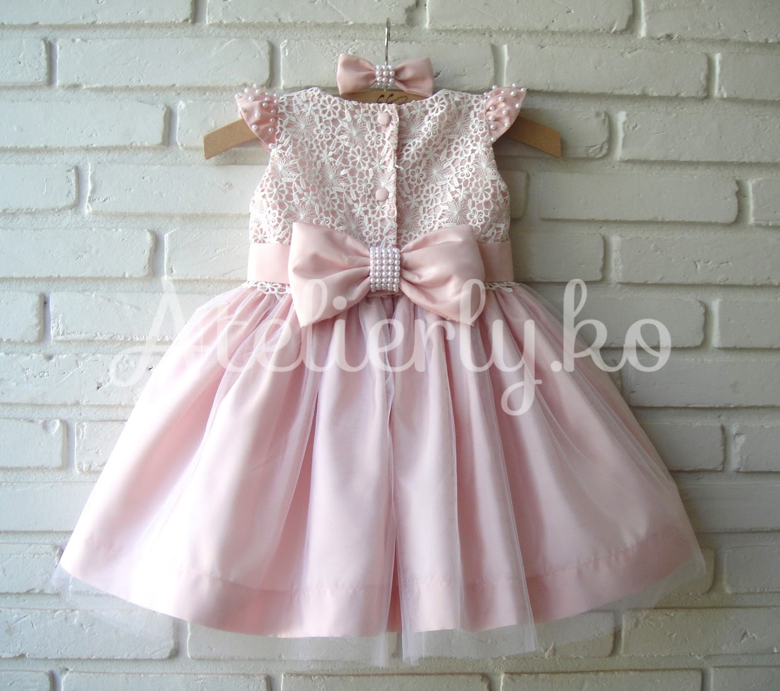Atelier ly.ko: ly.ko fez: Vestido de aniversário de 1 ano da Cecília