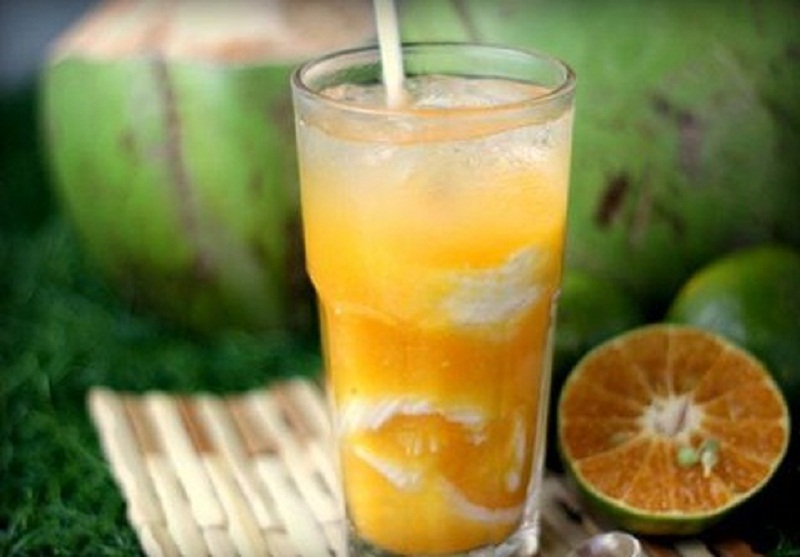 Resep Membuat Es Kelapa Muda Jeruk Gula Merah Segar Spesial Buka Puasa