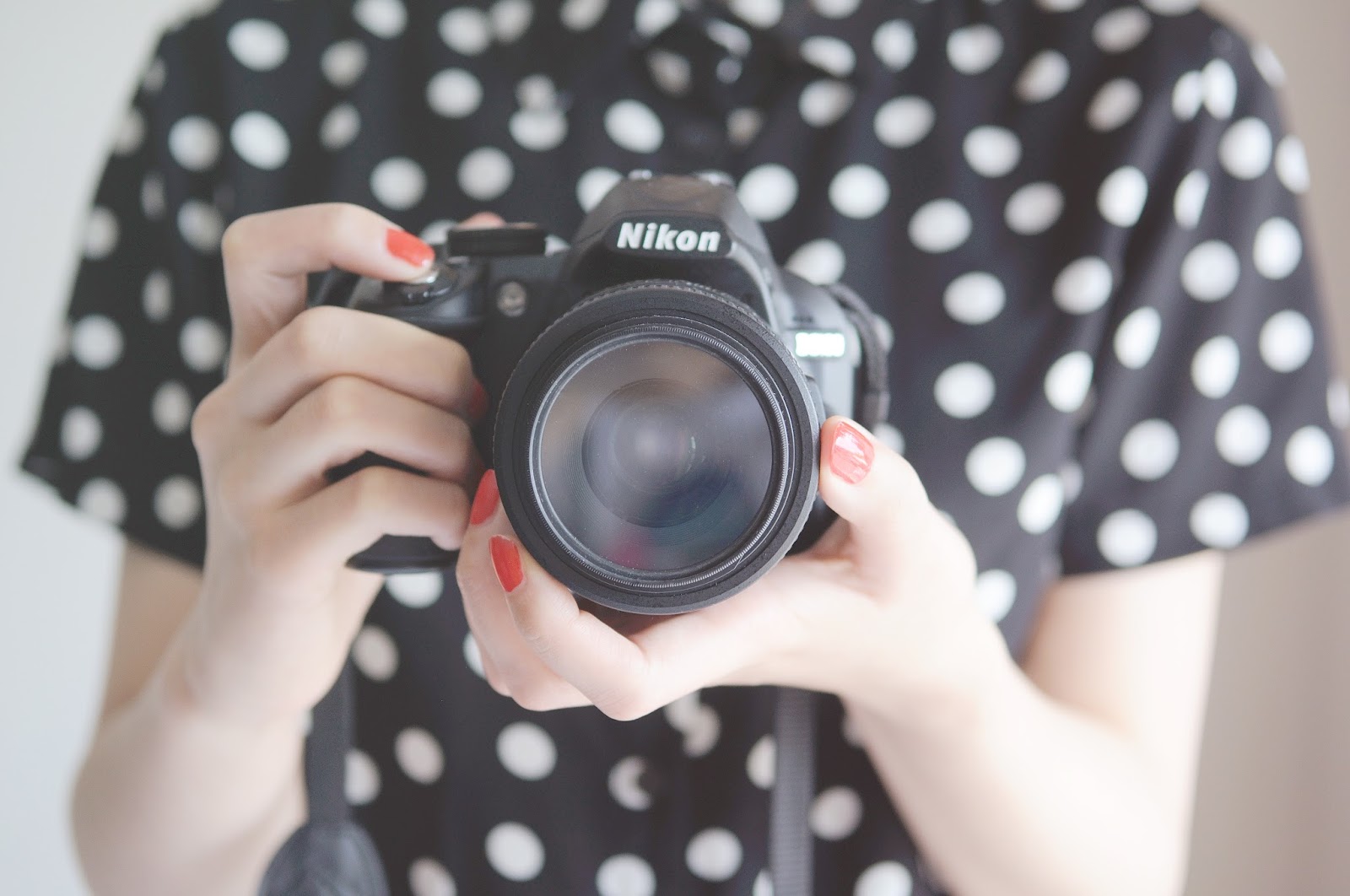 Camera Dslr Camera Blog what cameras do bloggers use blog photography advice dlsr nikon d3100 fashion camera