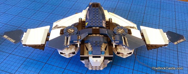 The Brick Castle: LEGO Marvel Avengers Quinjet City Chase set 76032 review