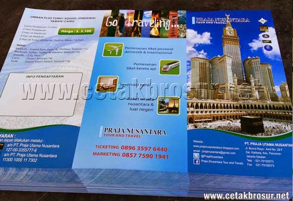brosur tour and travel  cetak brosur murah