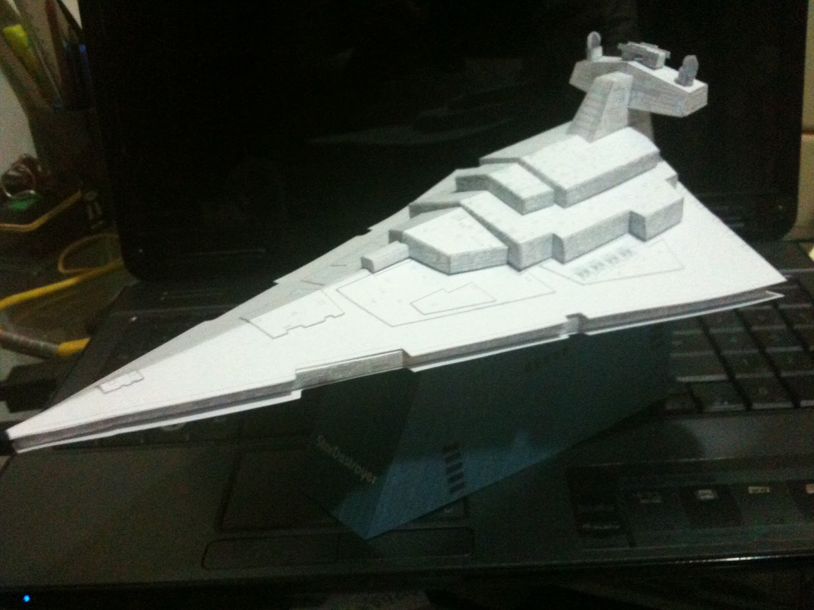 Hobbies & Coleções Papercraft Nave Star Destroyer do filme Star Wars