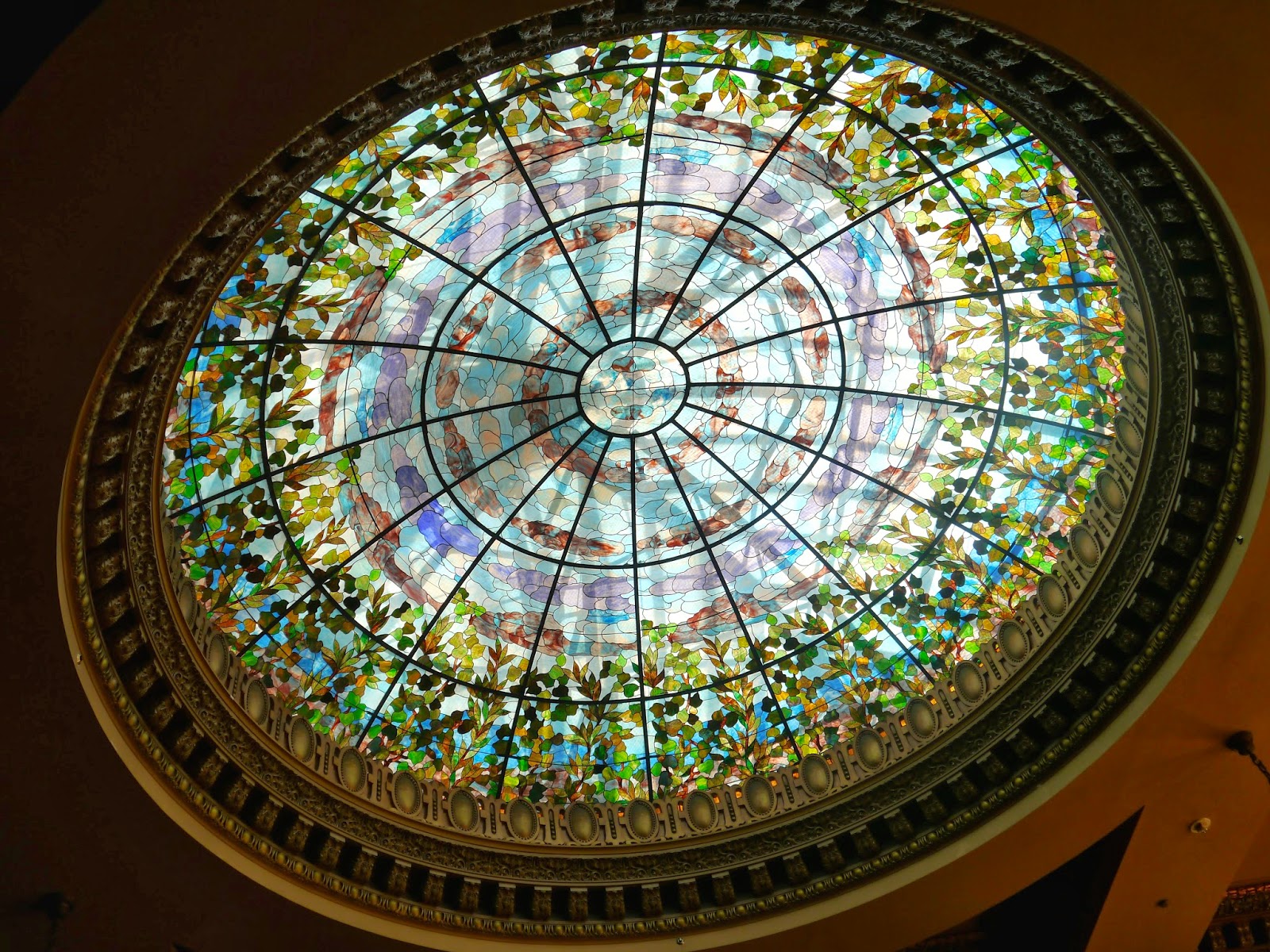 Jim and Bev When you think "El Paso," what comes to mind?