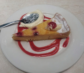 Warran Glen Garden Centre & Cafe, Warrandyte, raspberry tart