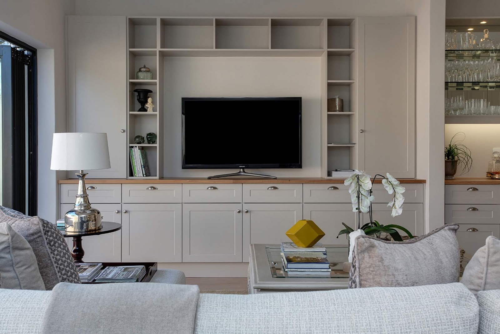 12 Ideas Para Decorar La Pared Del Televisor