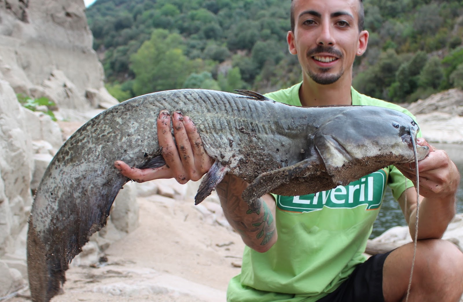 VadePesca ¡Siluro a Light Spinning!