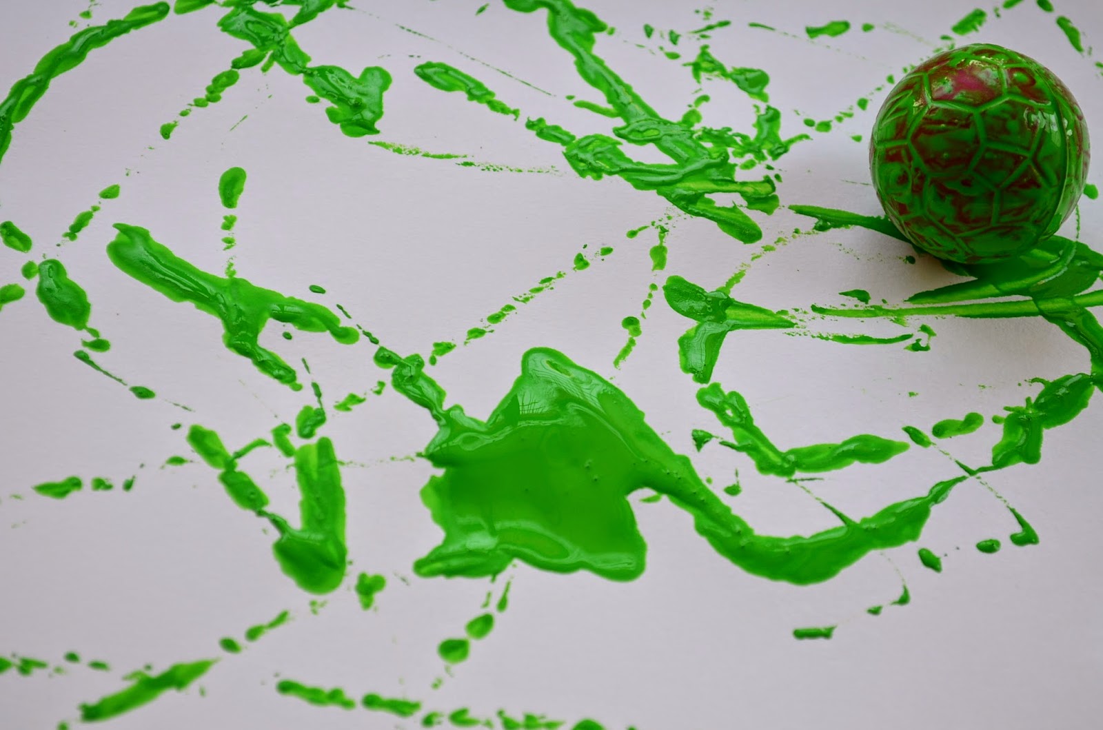 Practical Mom Kids Activity Paint with Ping Pong Balls