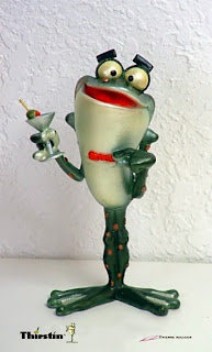 Thirstin - "Martini Wobbler" edition - Designer collectible character sculpture by © Pierre Rouzier