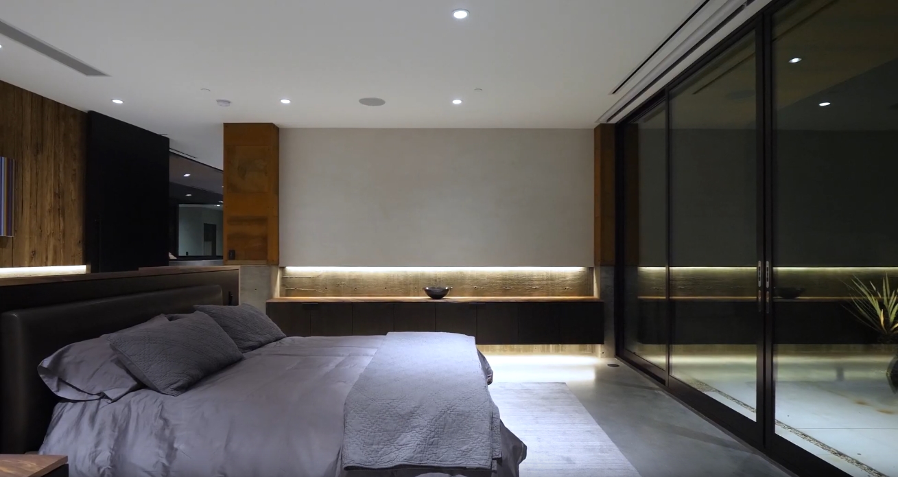 4 Montana Ct, Blue Diamond, Nevada vs. Luxury Home Interior Design Tour